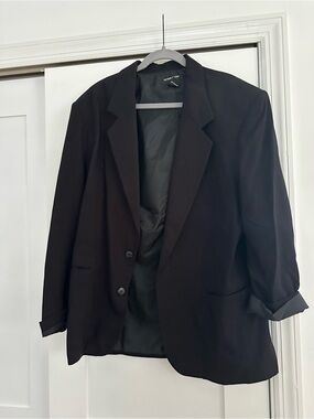 Oversized Black Women's Blazer - Relaxed Tailored Jacket